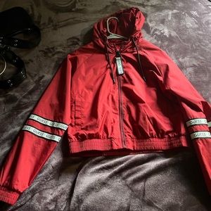 GUESS WindBreaker / Light Jacket